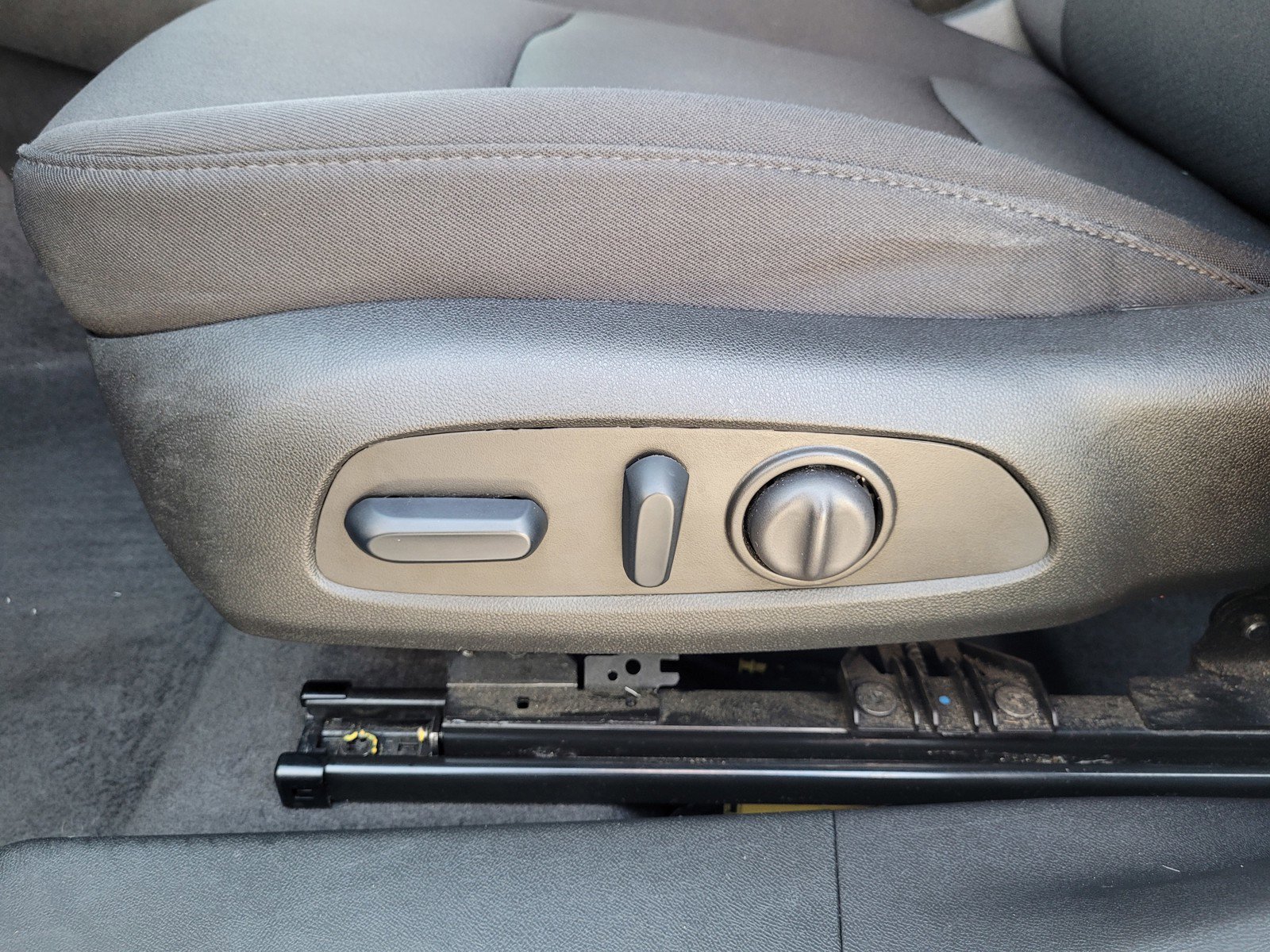 Used 2024 Chevrolet Malibu RS FWD image 11