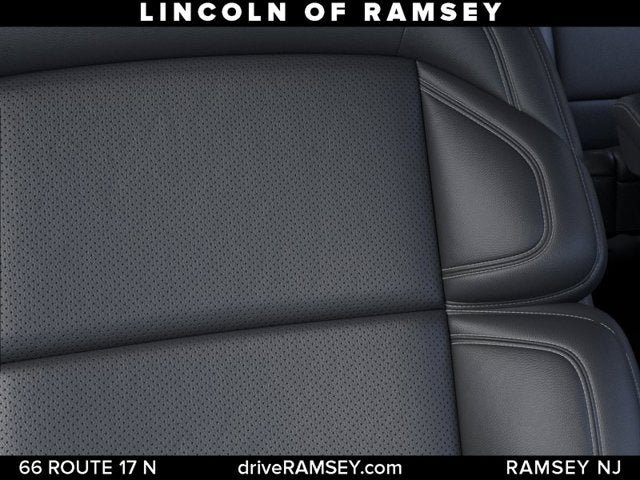 New 2026 Lincoln Navigator L Reserve w/ Jet Appearance Package AWD/4WD image 17