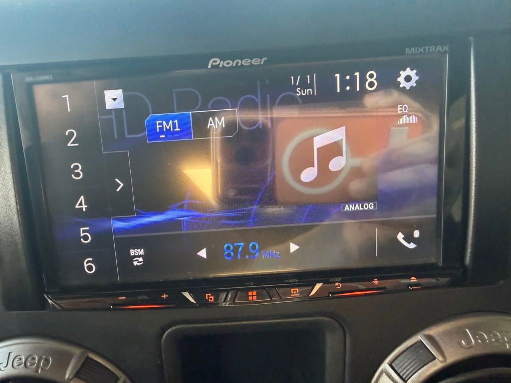 Used 2017 Jeep Wrangler Unlimited Sport image 26