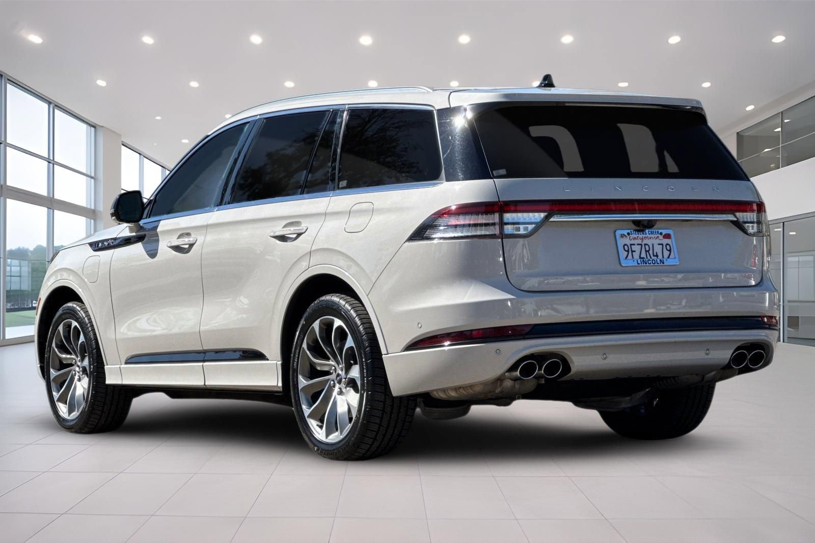 Certified 2023 Lincoln Aviator Grand Touring w/ Equipment Group 301A image 6
