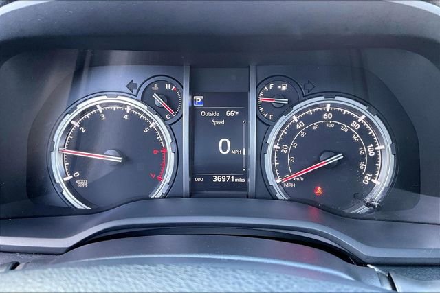 Used 2022 Toyota 4Runner Limited image 10