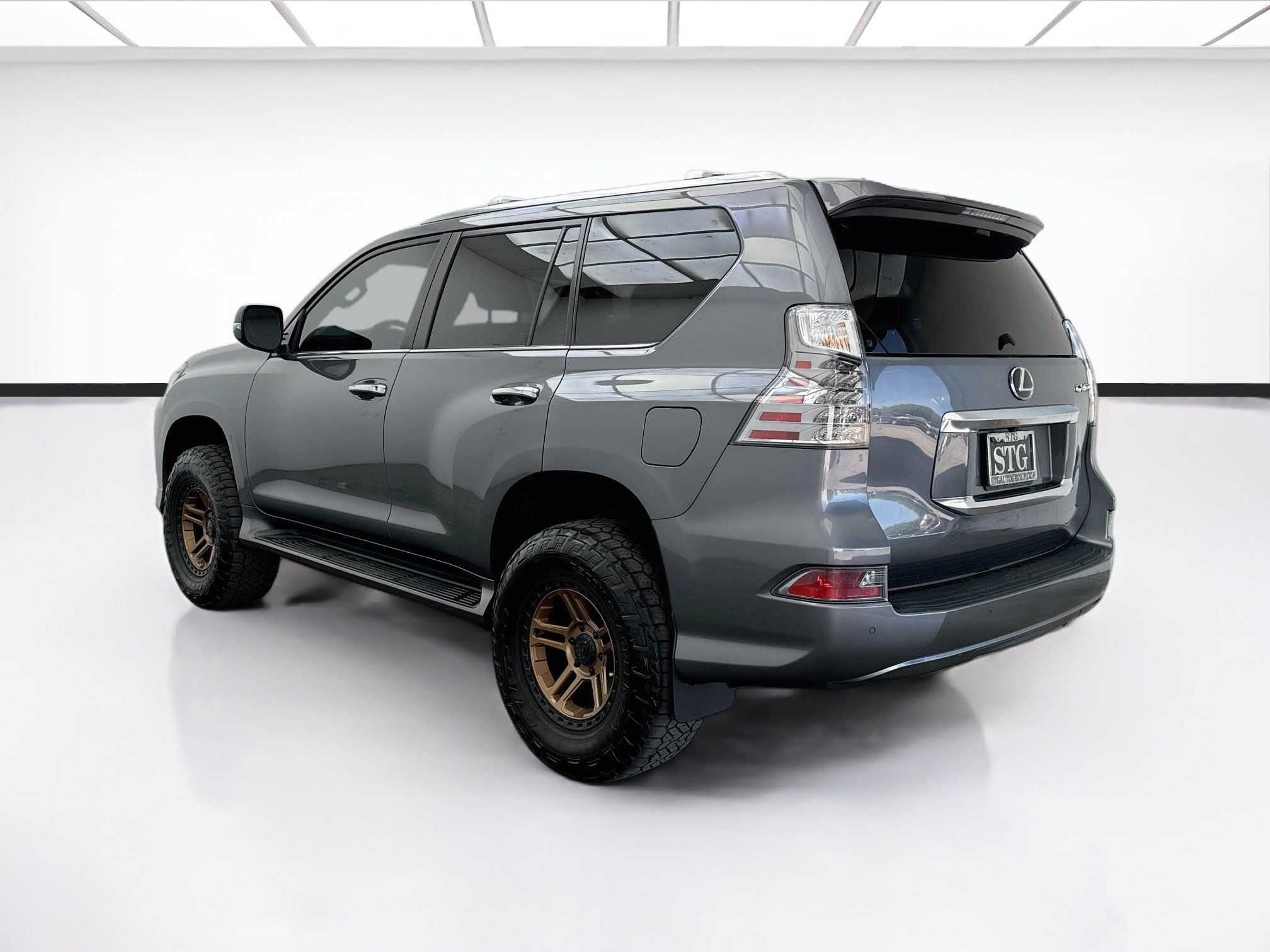 Used 2023 Lexus GX 460 Premium w/ Premium Package AWD/4WD image 6