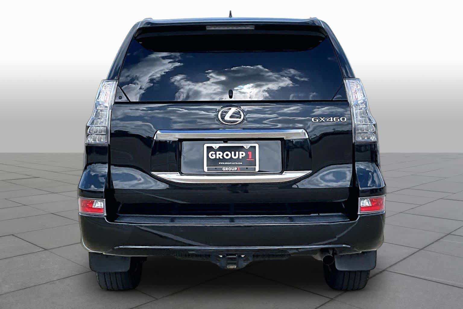 Used 2023 Lexus GX 460 Premium w/ Premium Package AWD/4WD image 5