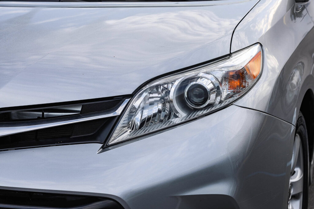 Used 2020 Toyota Sienna LE FWD image 22