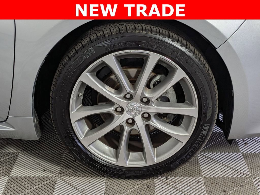 Used 2015 Toyota Avalon XLE Touring image 29