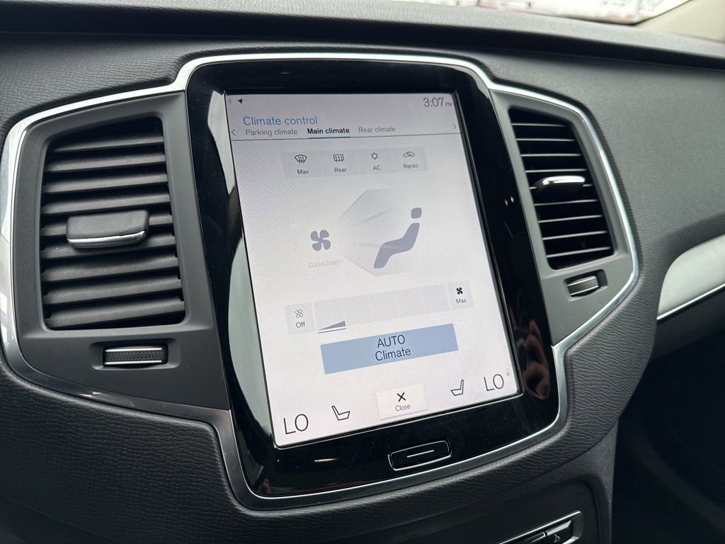 Used 2022 Volvo XC90 T5 Momentum w/ Climate Package image 23