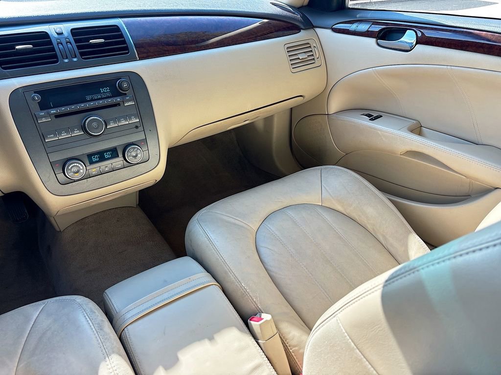 Used 2011 Buick Lucerne CXL w/ Driver Confidence Package image 19