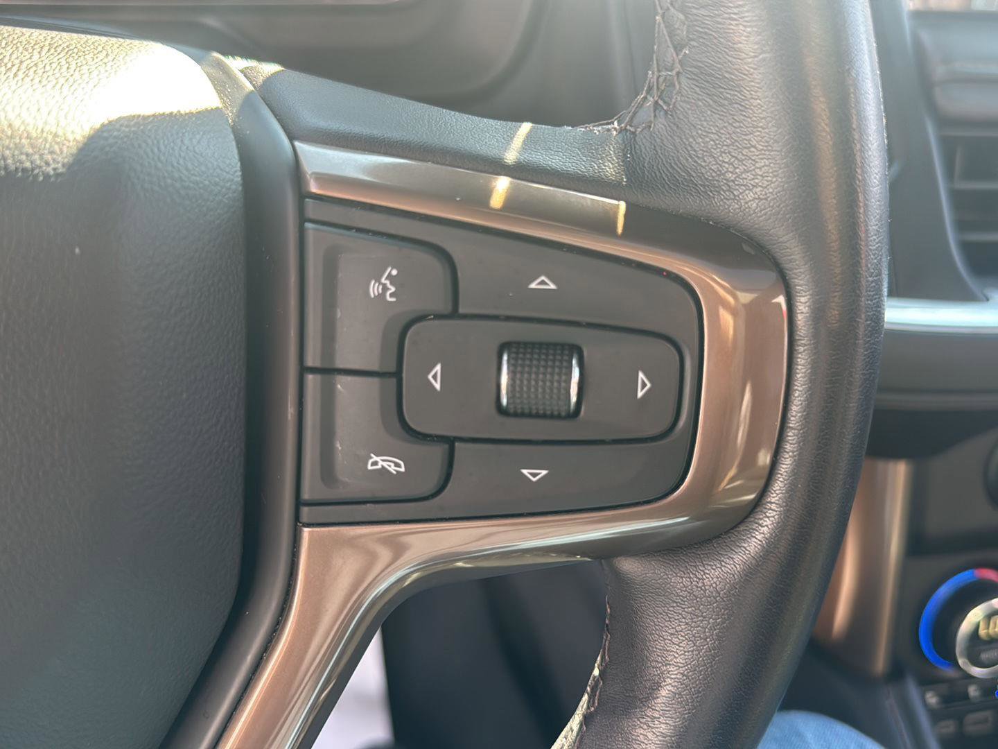 Used 2024 Chevrolet Tahoe High Country w/ Advanced Technology Package image 37