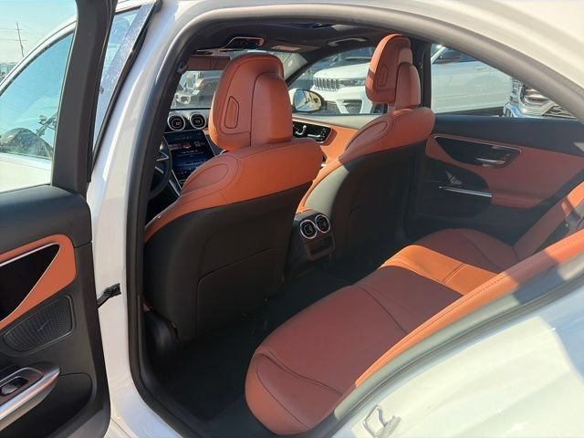 Used 2025 Mercedes-Benz C 300 4MATIC Sedan image 27