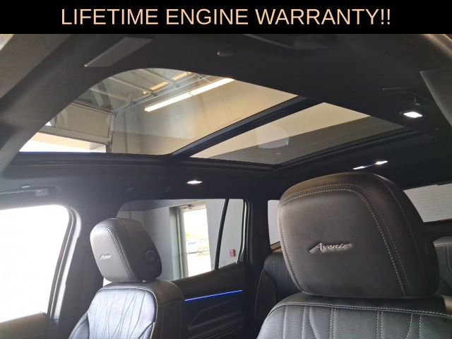 Used 2025 Buick Enclave Avenir w/ Super Cruise Package image 24