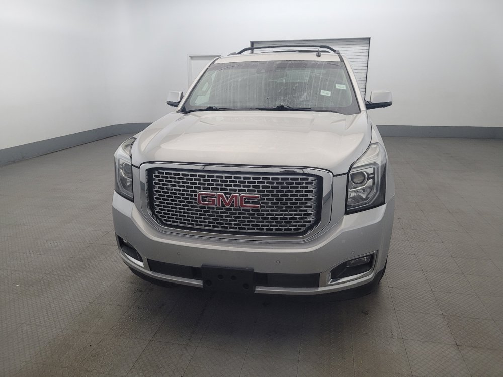 Used 2015 GMC Yukon Denali w/ Touring Package AWD/4WD image 15