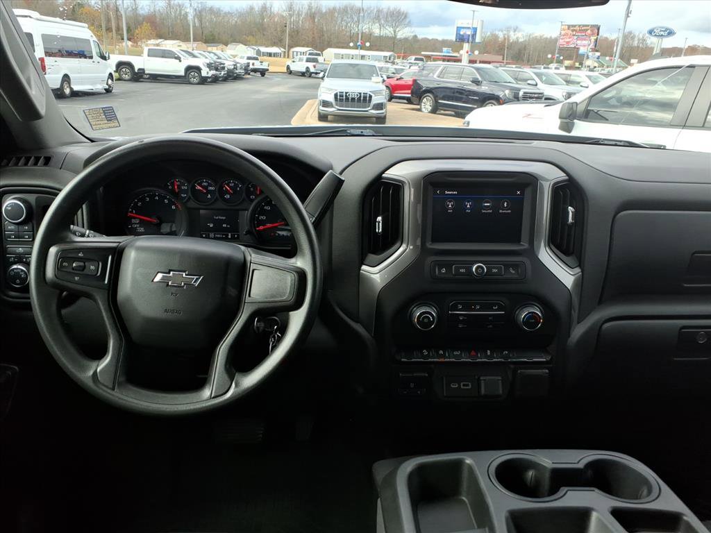 Used 2022 Chevrolet Silverado 1500 Custom Trail Boss w/ LPO, Dark Essentials Package AWD/4WD image 10