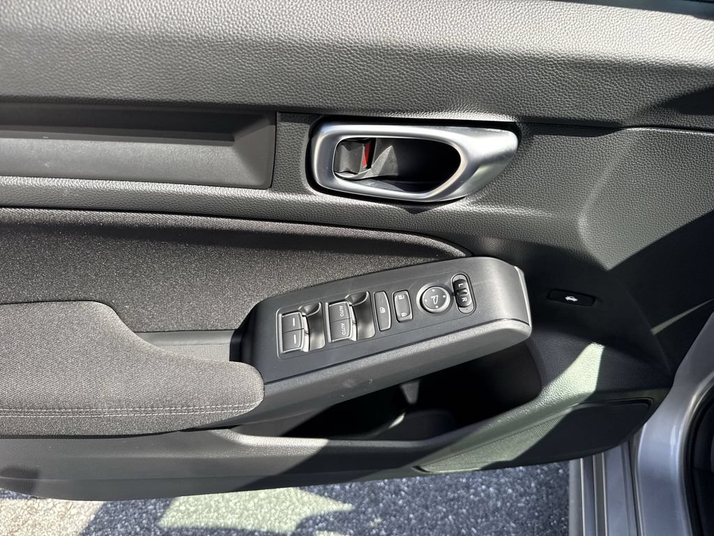 Used 2026 Honda Civic LX image 38