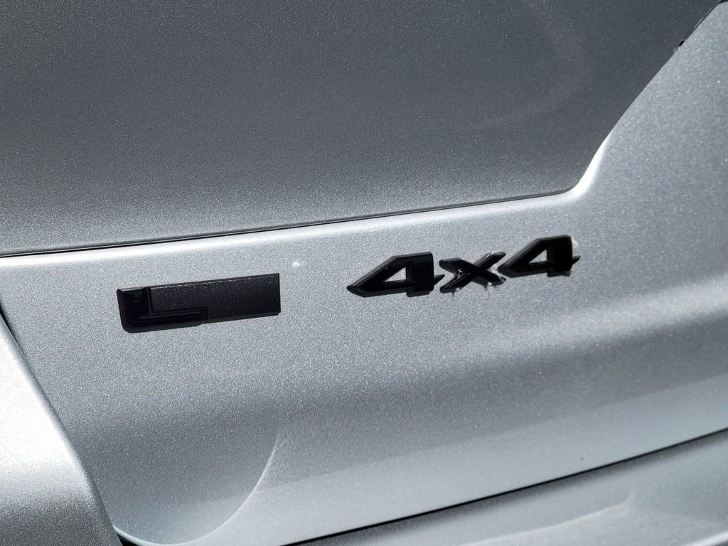 Used 2023 Jeep Grand Cherokee L Laredo image 24