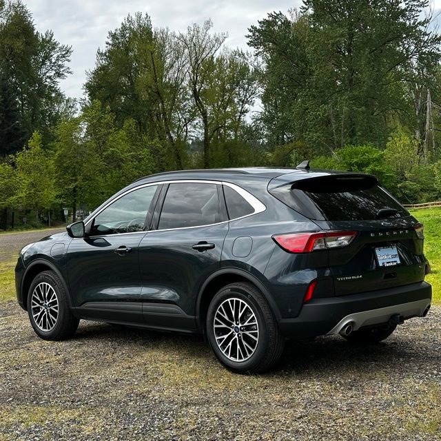 Used 2022 Ford Escape Titanium w/ Titanium Premium Package image 7