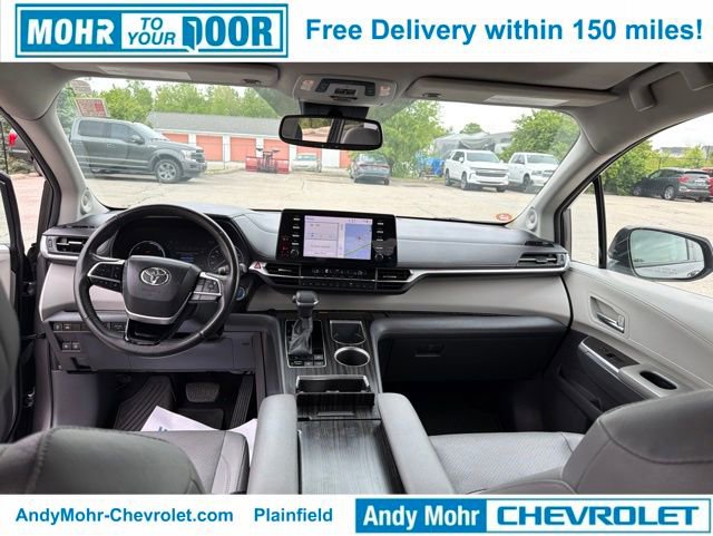 Used 2022 Toyota Sienna Limited AWD/4WD image 31