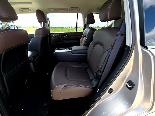 Used 2024 INFINITI QX80 Premium Select w/ Cargo Package AWD/4WD image 16