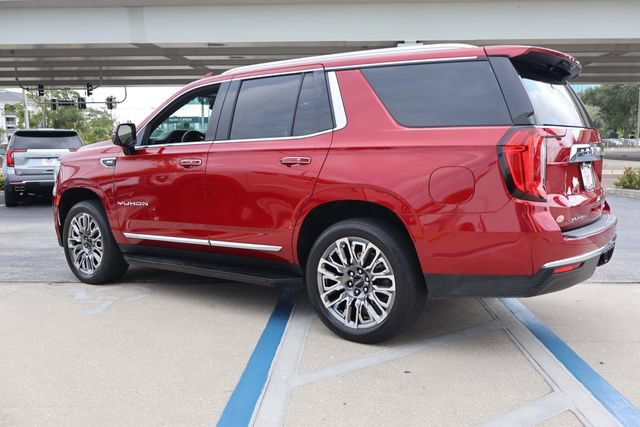 Used 2023 GMC Yukon SLT w/ SLT Premium Package AWD/4WD image 5