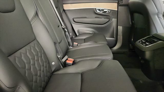 New 2026 Volvo XC90 B5 Core w/ Protection Package Premier AWD/4WD image 33