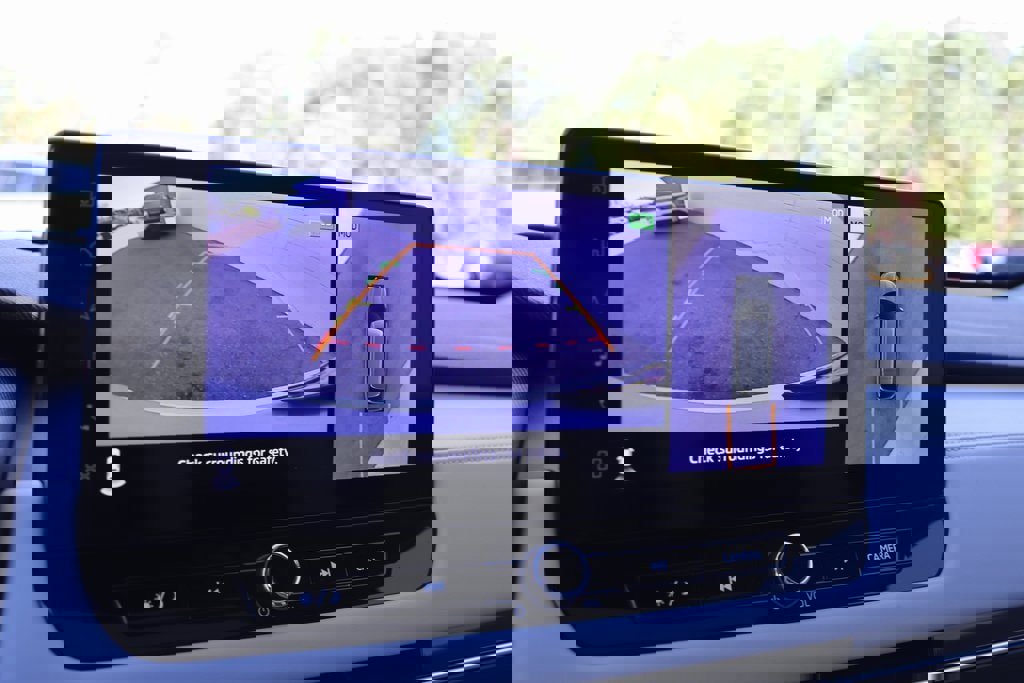 Used 2025 Mitsubishi Outlander SE image 28