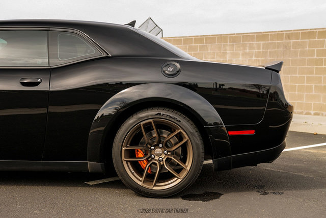 Used 2021 Dodge Challenger SRT Hellcat image 5