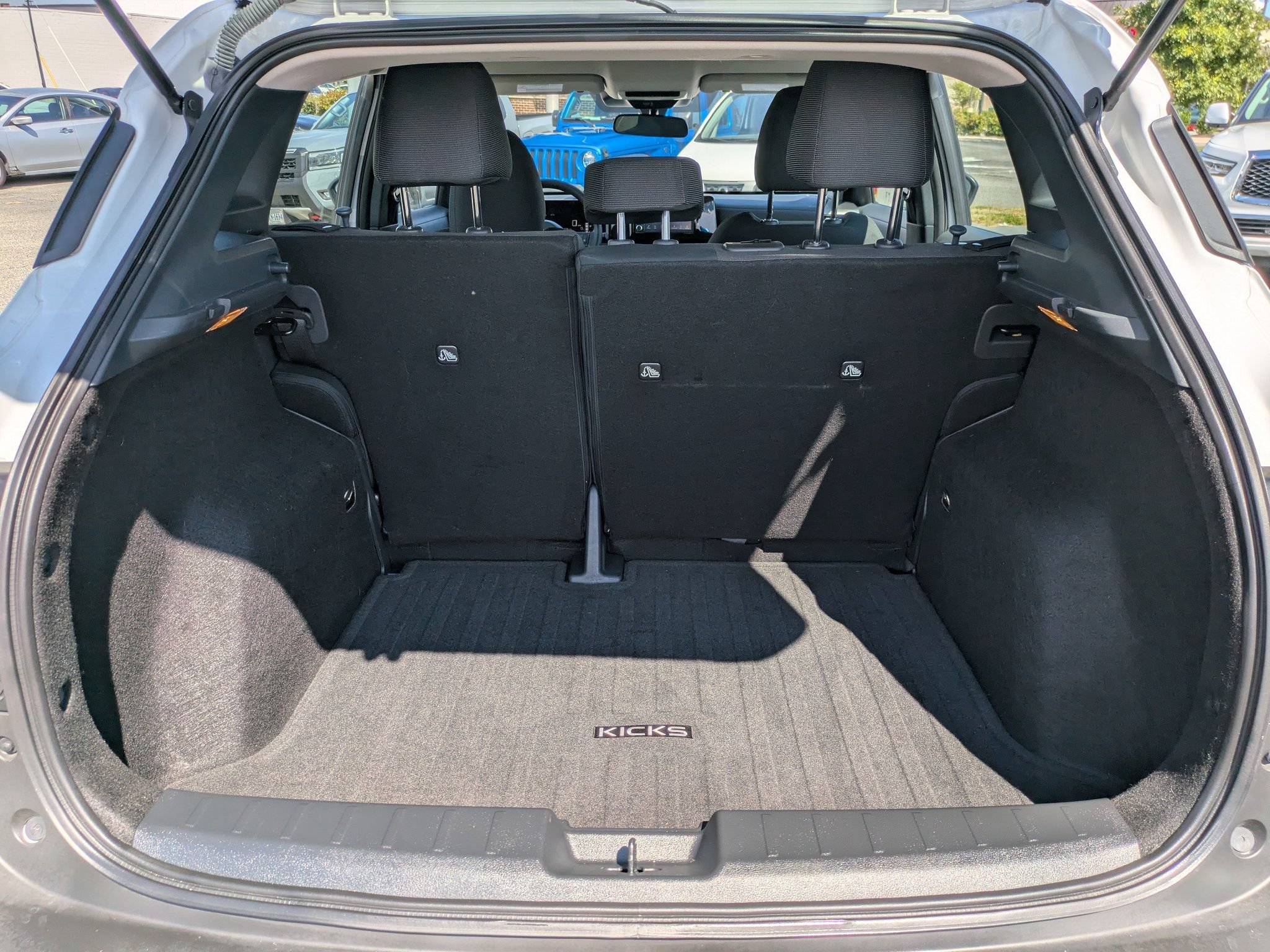 Certified 2025 Nissan Kicks S FWD image 14