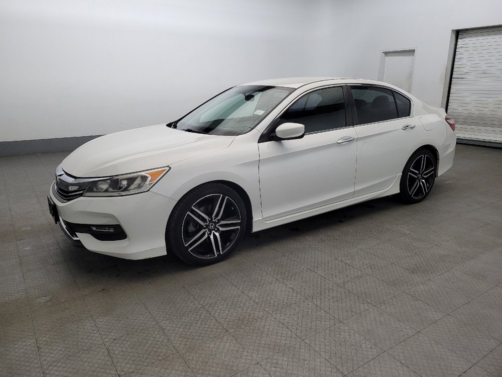 Used 2017 Honda Accord Sport Special Edition image 2