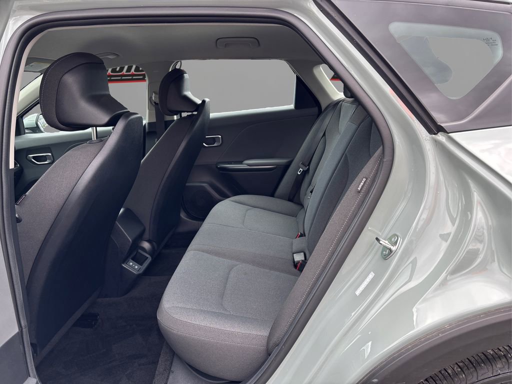 Certified 2025 Kia K4 LXS image 10