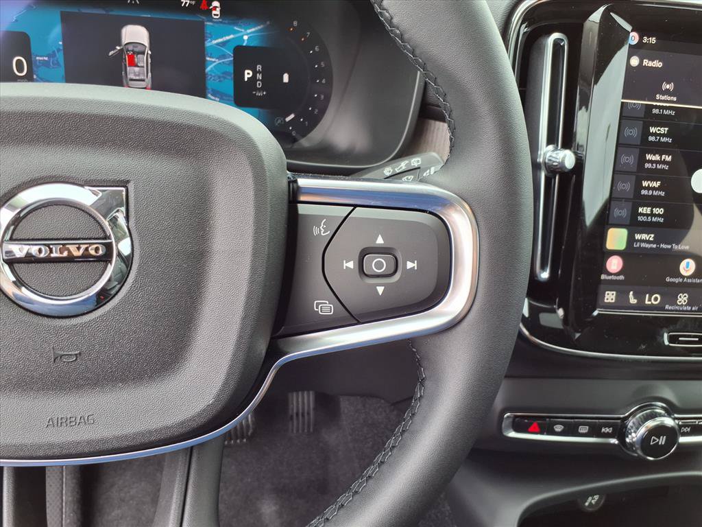 New 2026 Volvo XC40 B4 Core w/ Protection Package Premier FWD image 17