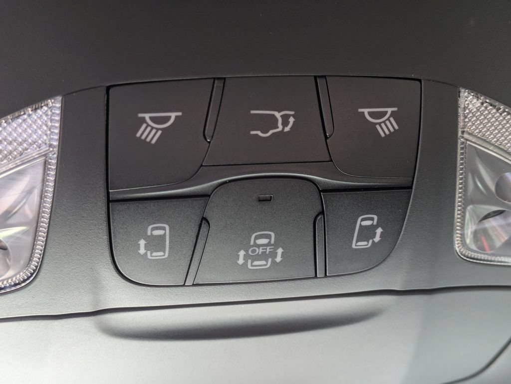 New 2026 Chrysler Pacifica Limited FWD image 26