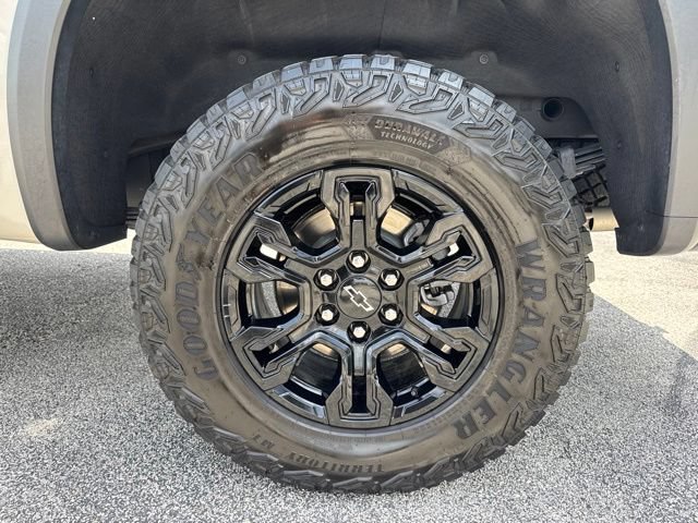 Certified 2026 Chevrolet Silverado 1500 ZR2 AWD/4WD image 18