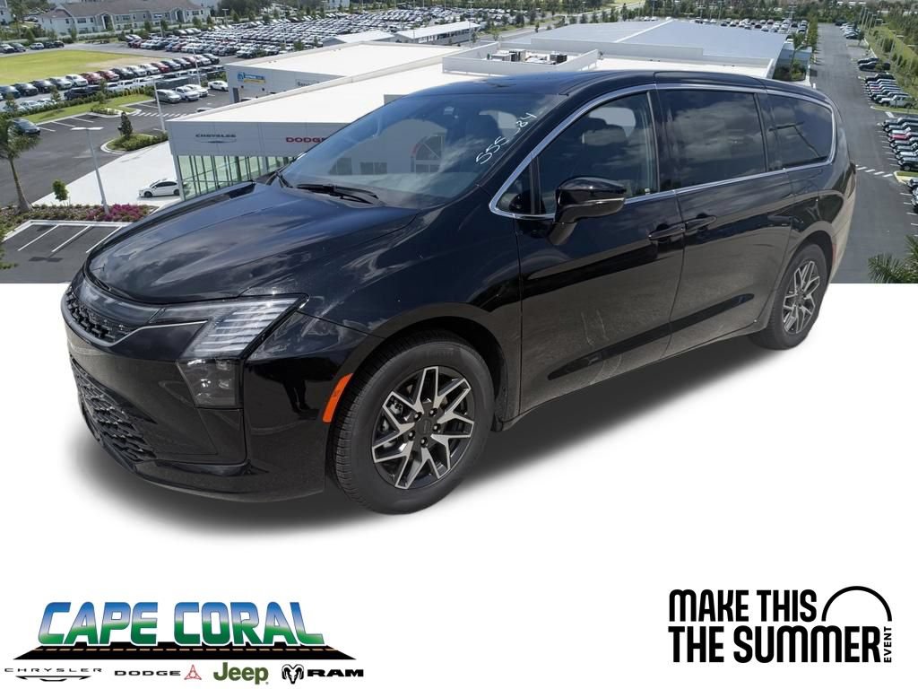 New 2027 Chrysler Pacifica Limited FWD image 1