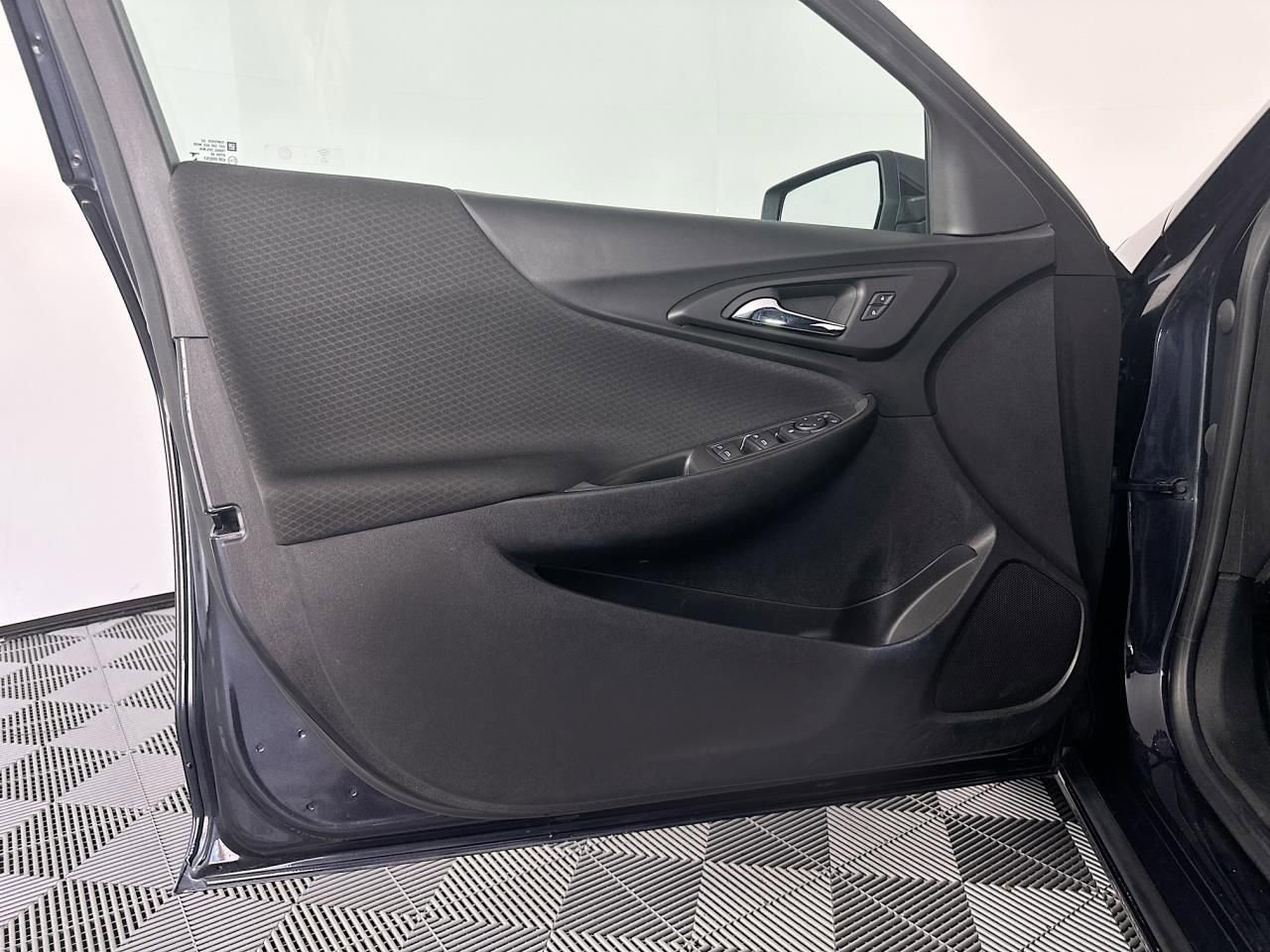 Used 2023 Chevrolet Malibu LT image 27