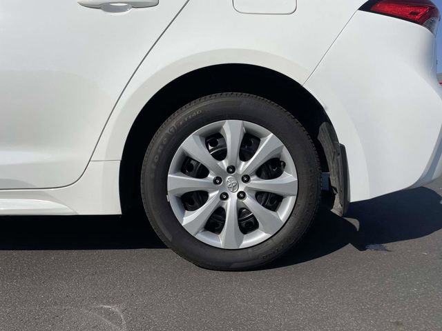 Used 2024 Toyota Corolla LE FWD image 9