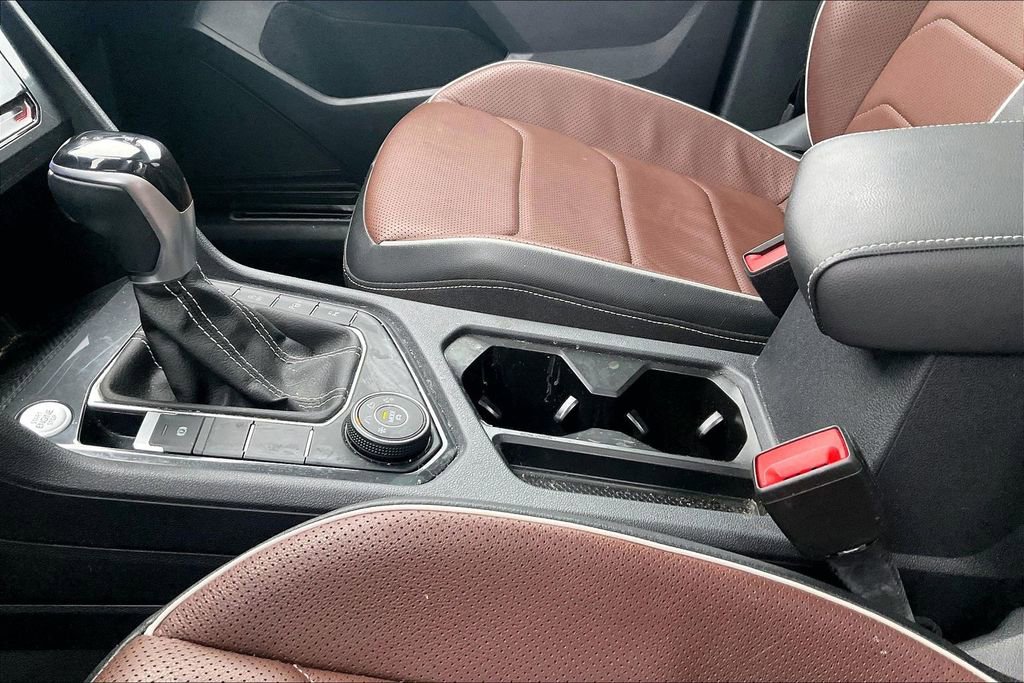 Used 2022 Volkswagen Tiguan SEL R-Line image 21