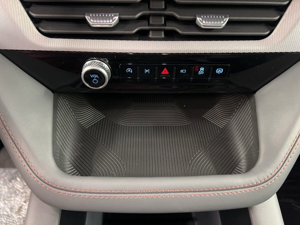 New 2026 Ford Explorer Active w/ Active Comfort Package image 14