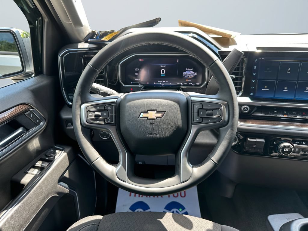 Used 2026 Chevrolet Silverado 1500 LT AWD/4WD image 12