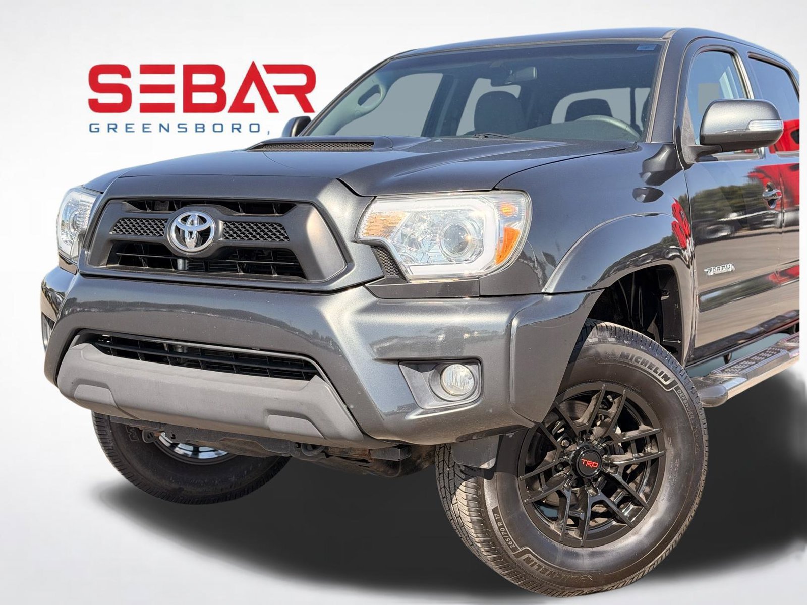 Used 2014 Toyota Tacoma PreRunner w/ TRD Sport Package RWD image 2