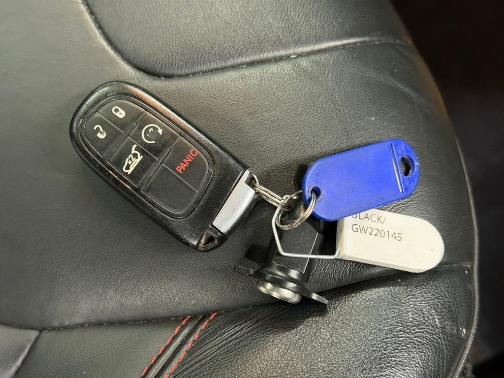 Used 2016 Jeep Cherokee Trailhawk w/ Comfort/Convenience Group image 25