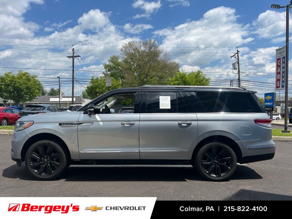 Used 2023 Lincoln Navigator L Black Label AWD/4WD image 8