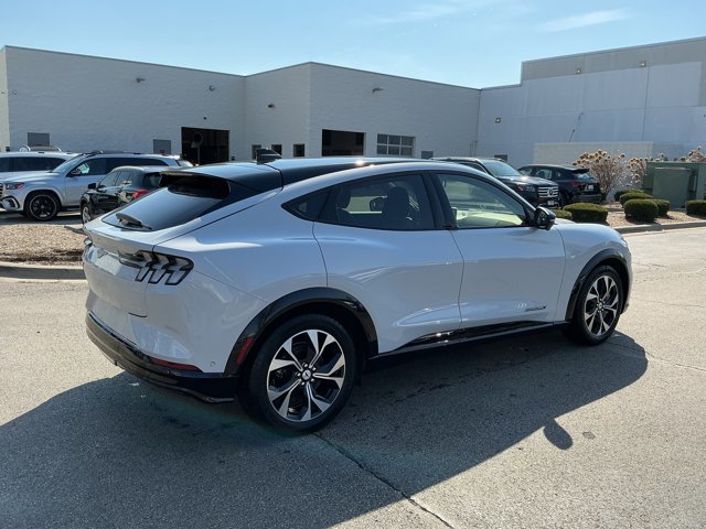 Used 2021 Ford Mustang Mach-E Premium image 5