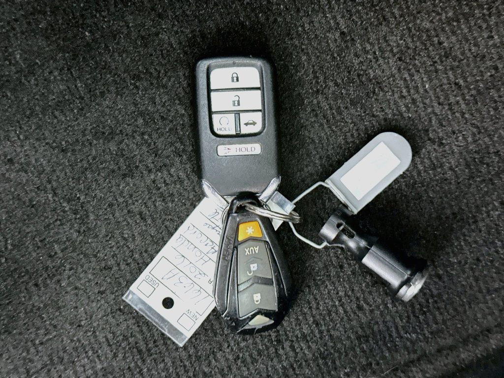 Used 2016 Honda Accord EX-L image 34