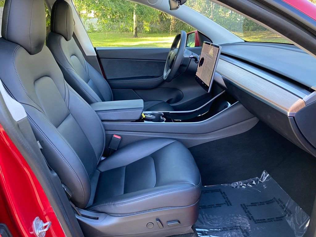 Used 2020 Tesla Model Y Long Range image 32