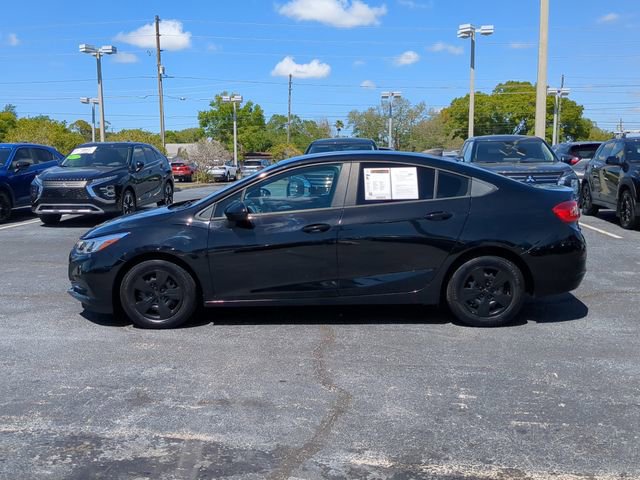 Used 2018 Chevrolet Cruze LS image 9