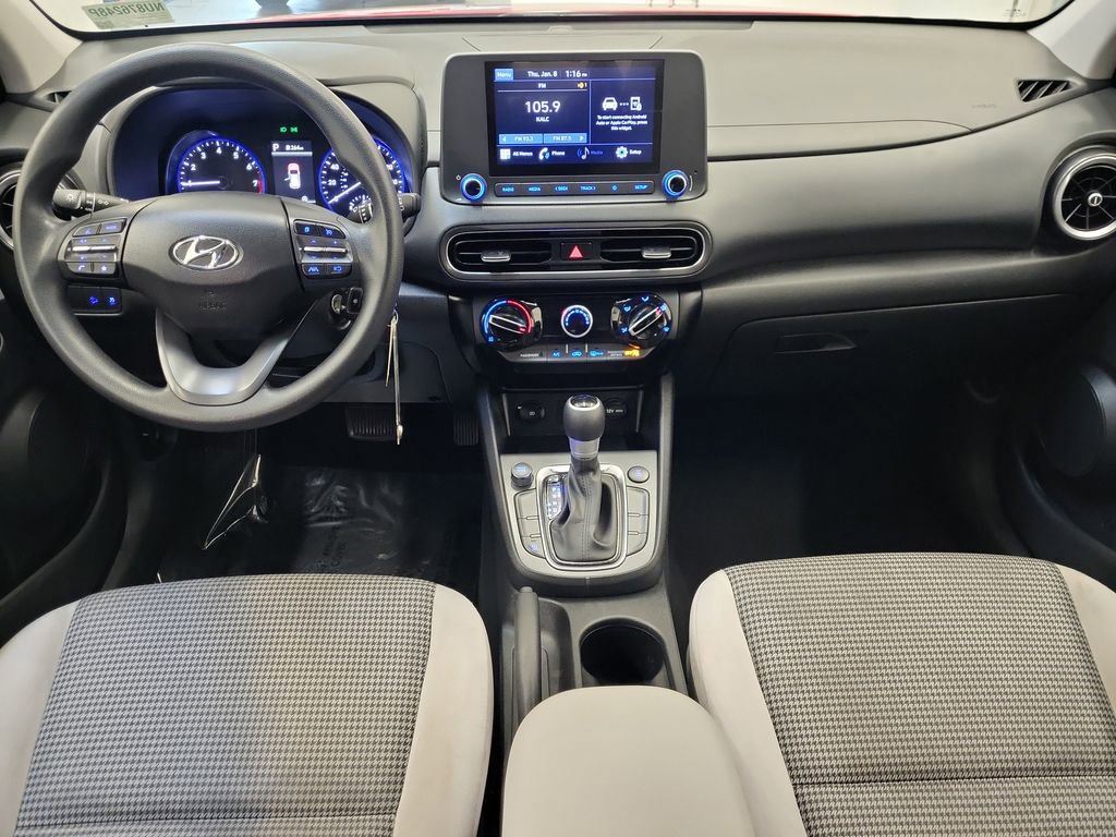 Used 2022 Hyundai Kona SE w/ Cargo Package image 14
