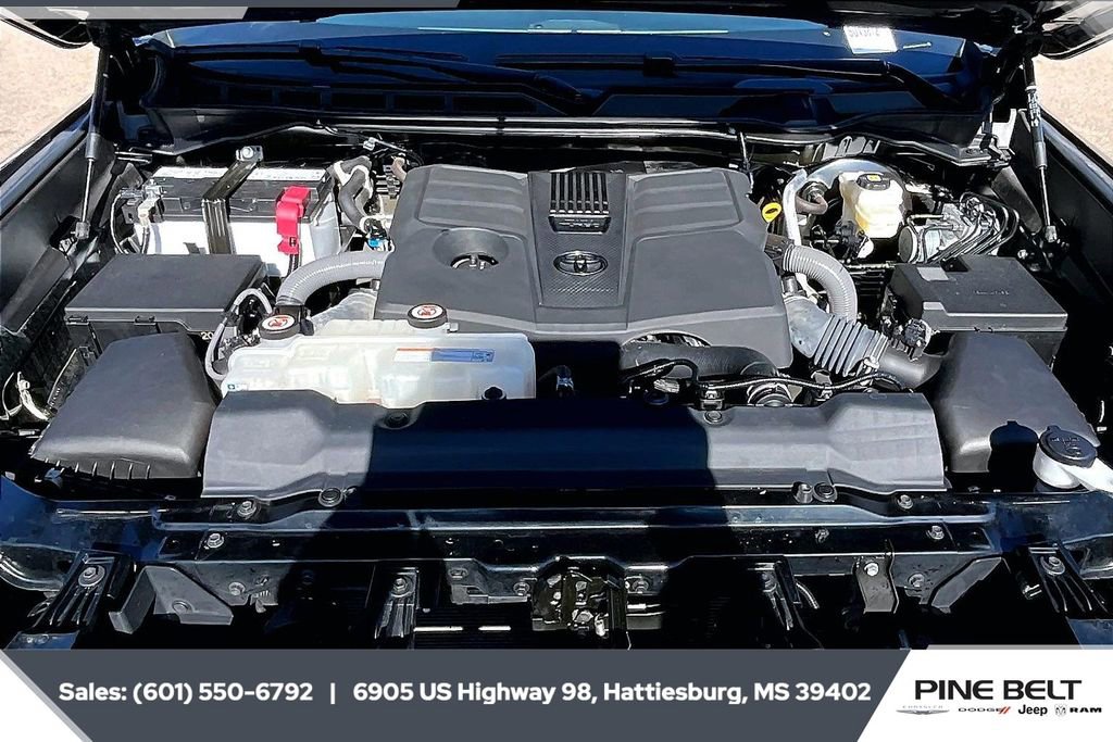 Used 2024 Toyota Tundra Limited image 8