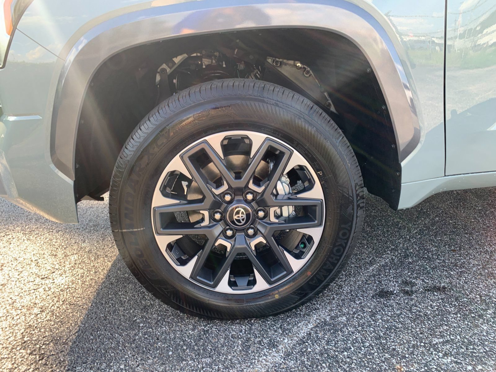 New 2026 Toyota Tundra Limited AWD/4WD image 31