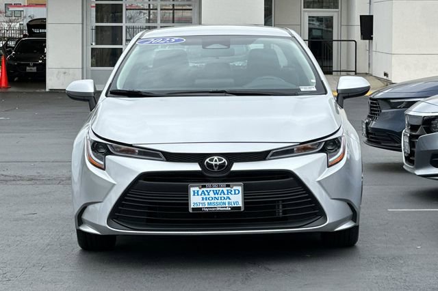 Used 2025 Toyota Corolla LE image 8