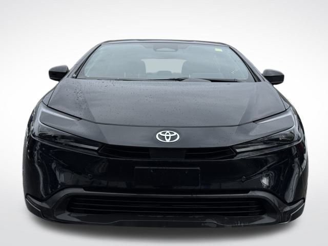 Used 2025 Toyota Prius Limited image 2