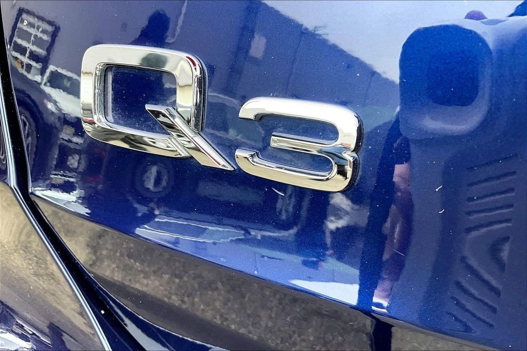 Used 2025 Audi Q3 2.0T Premium w/ Convenience Package image 24